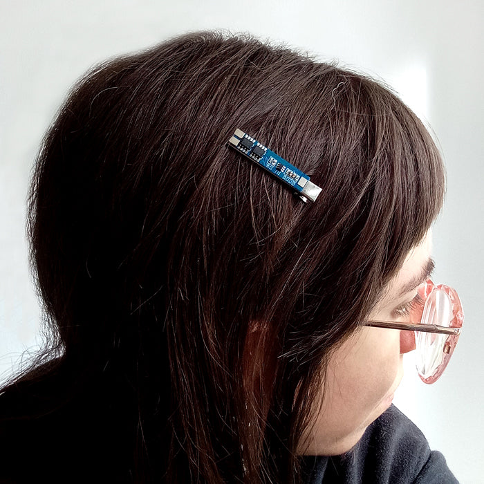 MICROCHIP HAIRCLIP