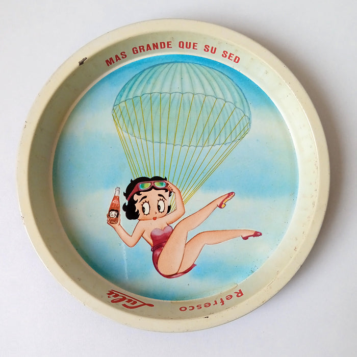 PASCUAL TRAY ★ LULÚ EN PARACAIDAS