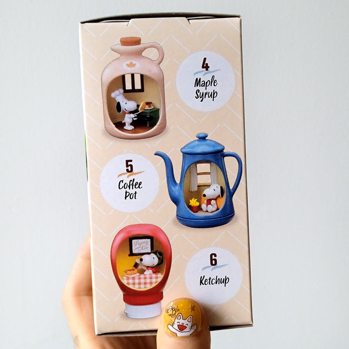 SNOOPY "LIFE IN A BOTTLE" FIGURINES