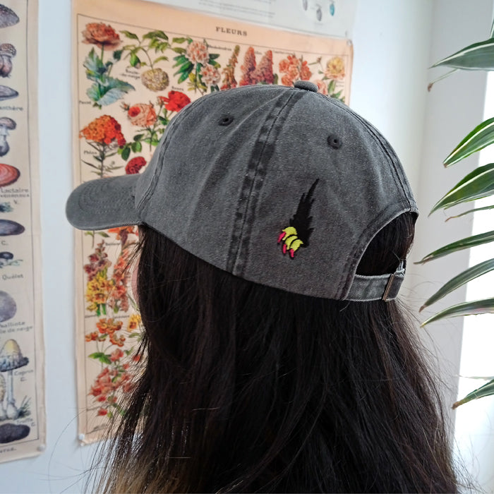 CRAZY HOLE HAT ★ GREY SMOKE