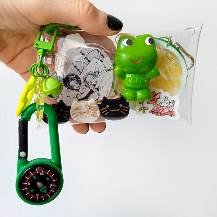RELAX ★ GREEN KEYCHAIN CARRIER