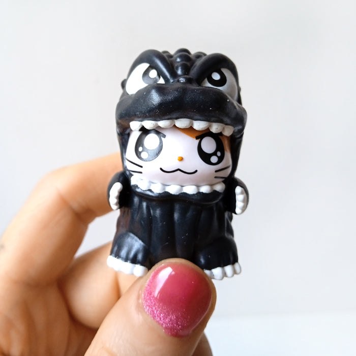 HAMTARO X GODZILLA FIGURINES