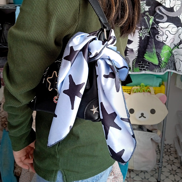 SALIVA DISTROI SCARVES – BERE MEDINA