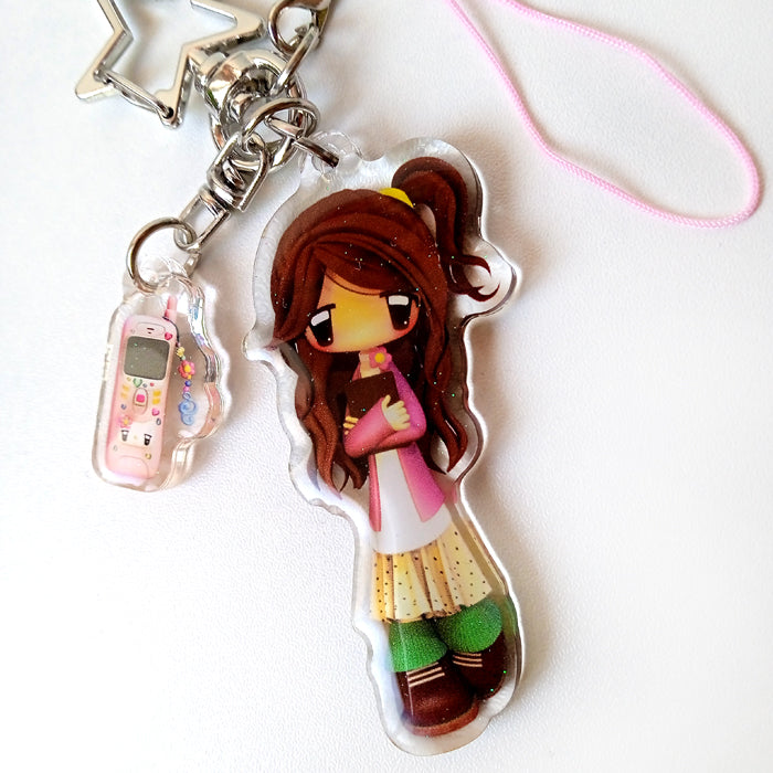 HEISEI RETRO GIRL KEYCHAIN ★ PHONE – CARAMEL RAIN