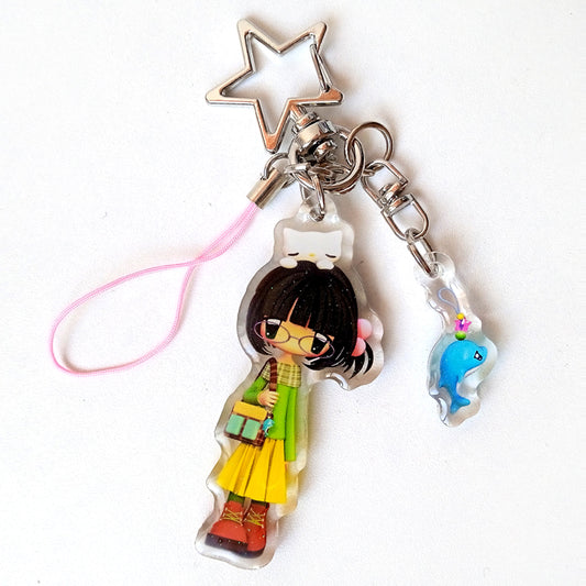 HEISEI RETRO GIRL KEYCHAIN ★ DOLPHIN – CARAMEL RAIN
