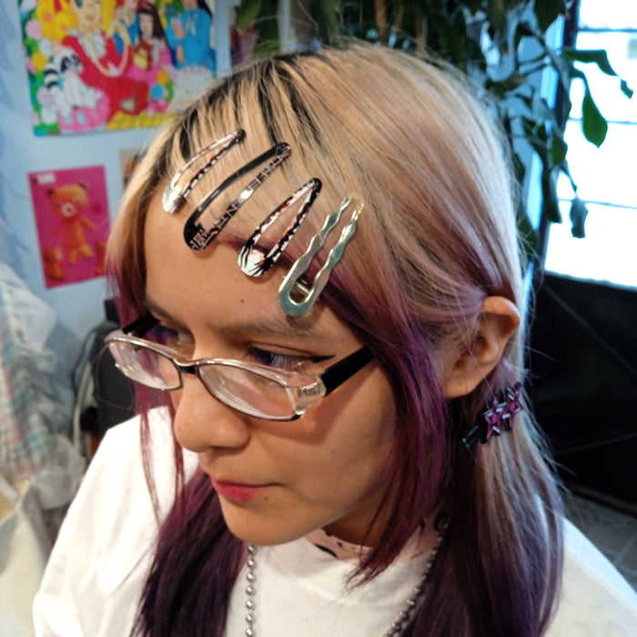 GLITCH HAIRCLIPS – MEWGODOW