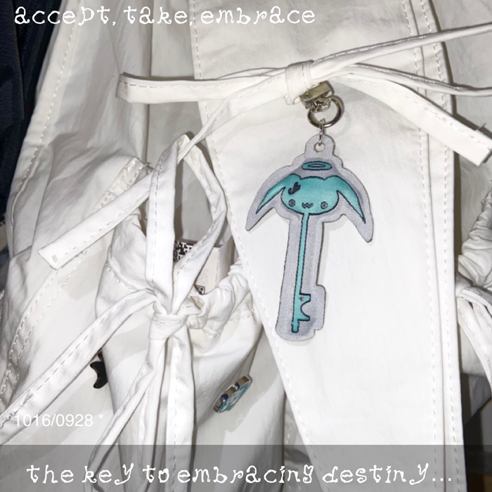 SOFT KEY KEYCHAIN – ALLDOLLSCODE