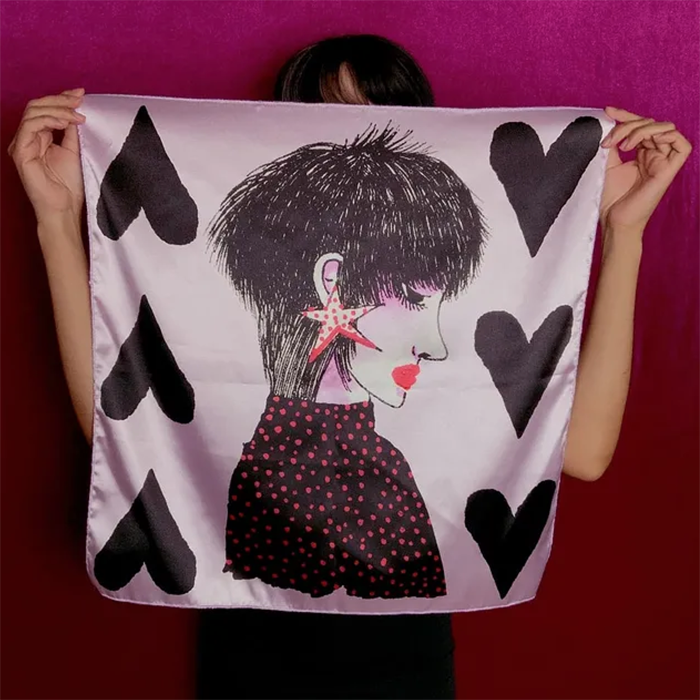SALIVA DISTROI SCARVES – BERE MEDINA