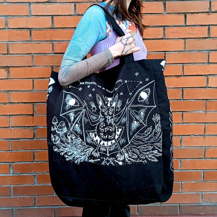 BAT XL TOTE BAG – INECHI