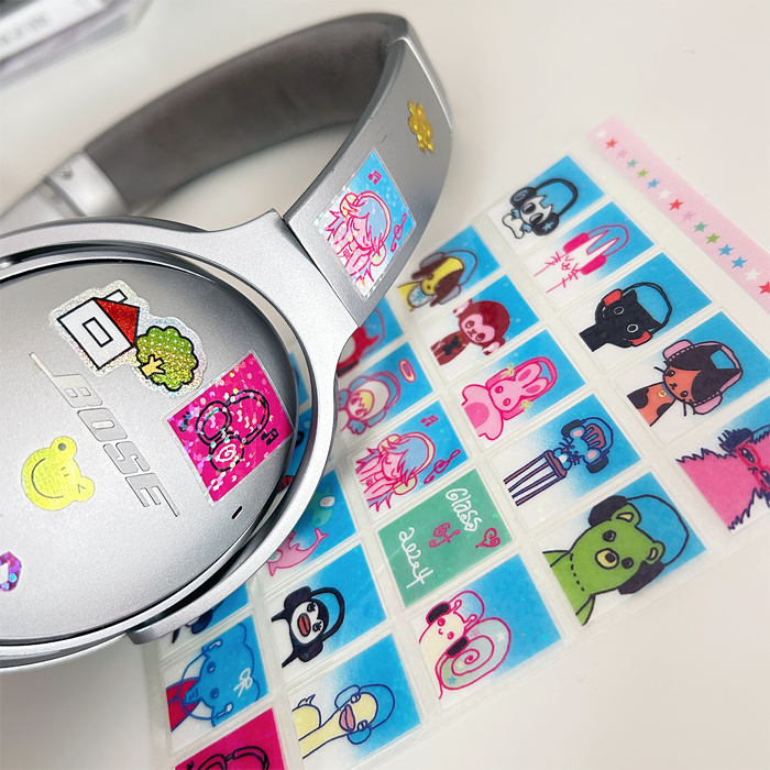 HEADPHONES FAMILY STICKERS – CONGMING