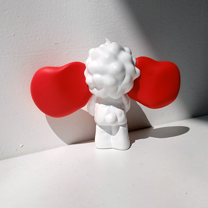 LAMBY ART TOY – PAMELA SUSTAITA