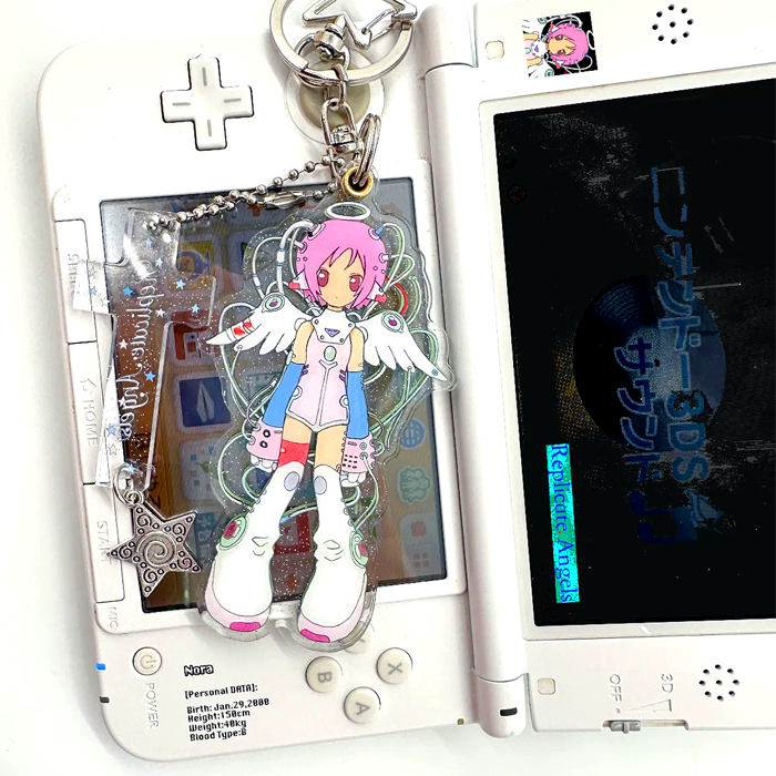 REPLICATE ANGEL KEYCHAIN – OLIWA