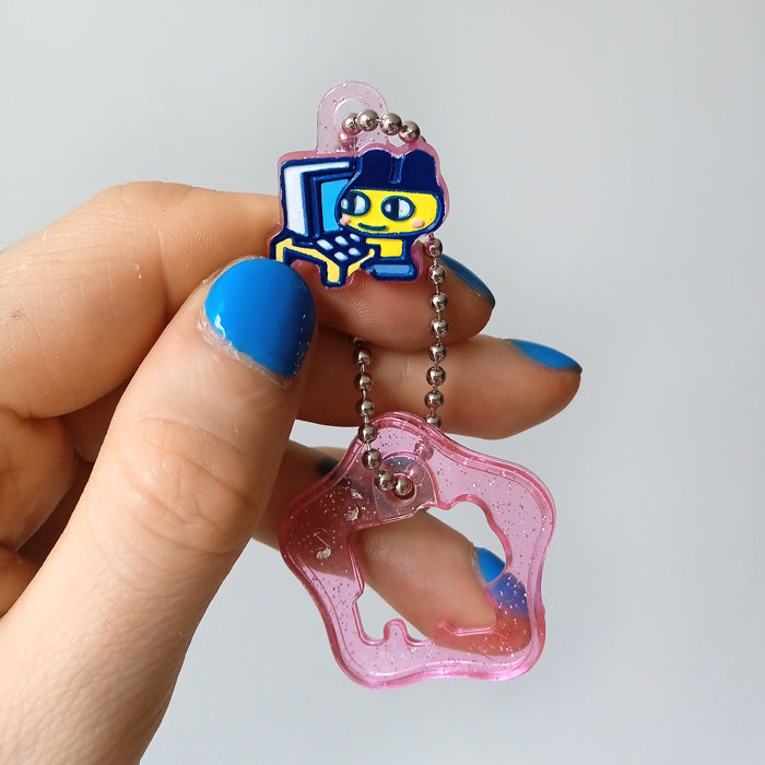 TAMAGOTCHI KARAOKE KEYCHAIN