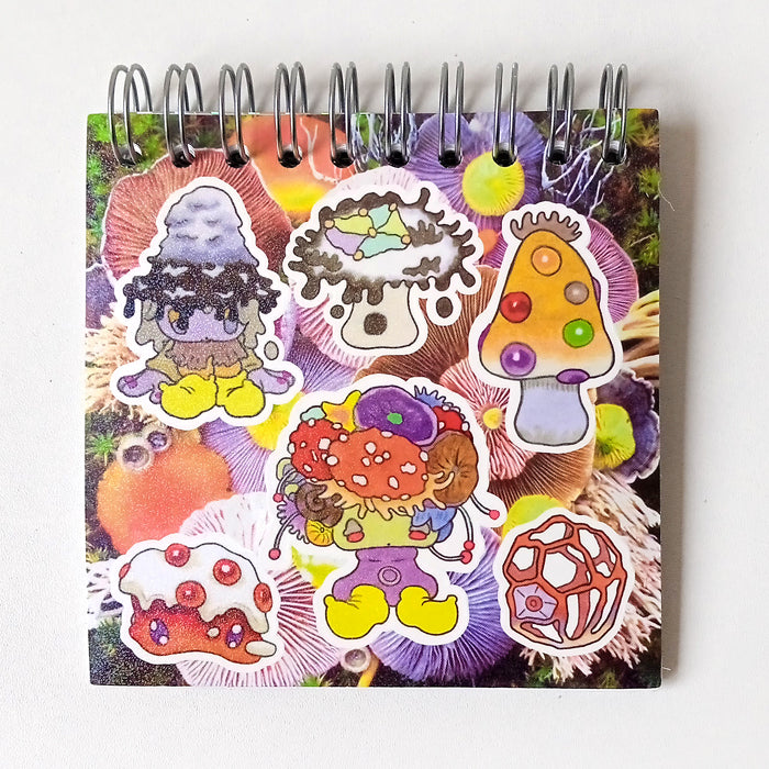 POCKET COSMOS STICKER ZINE – OLIWA