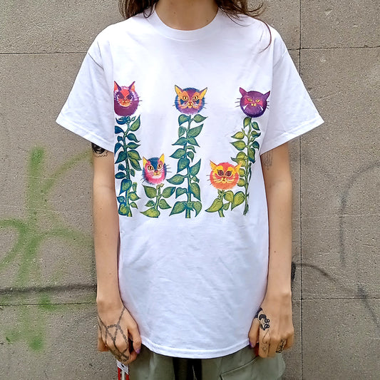 KITTY GARDEN TSHIRT ★ SIZE M – ANA SOFTWARE