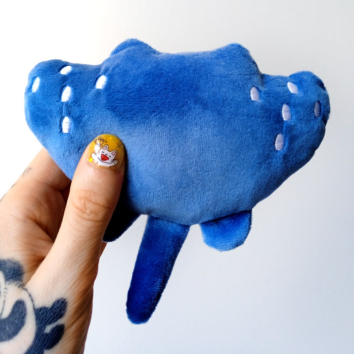 MANTARAY PLUSH KEYCHAIN