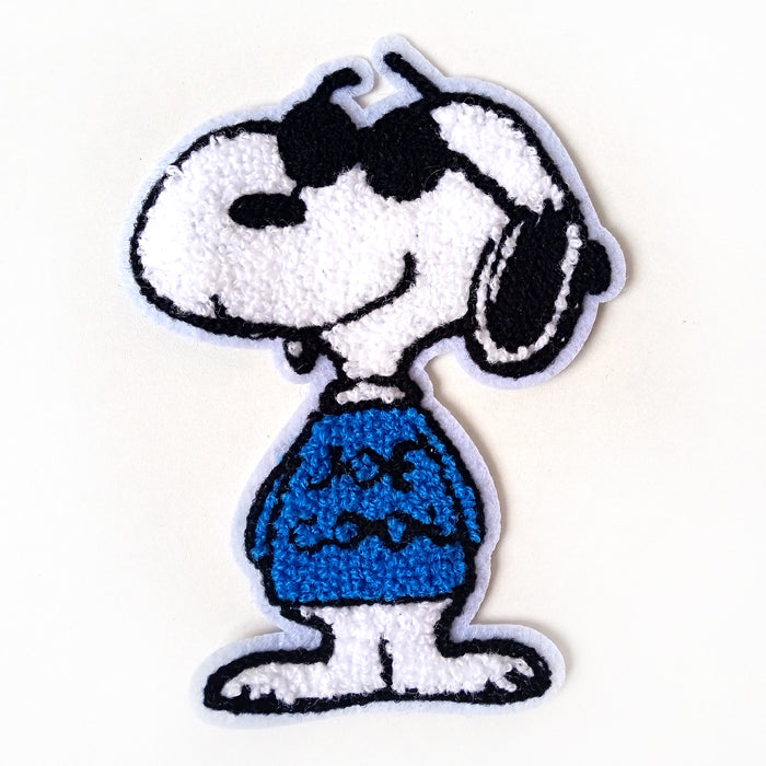 SNOOPY CHENILLE PATCH ★ JOE COOL