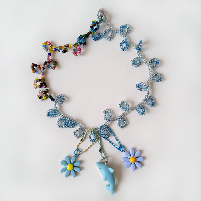DOLPHIN BEADED NECKLACE – MARRIRQUITA