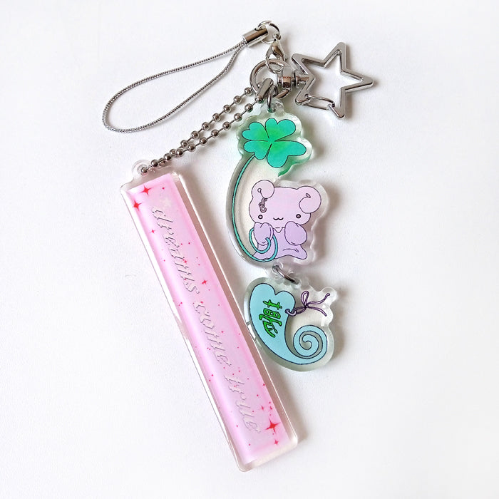 DREAM CLOVER KEYCHAIN – ALLDOLLSCODE