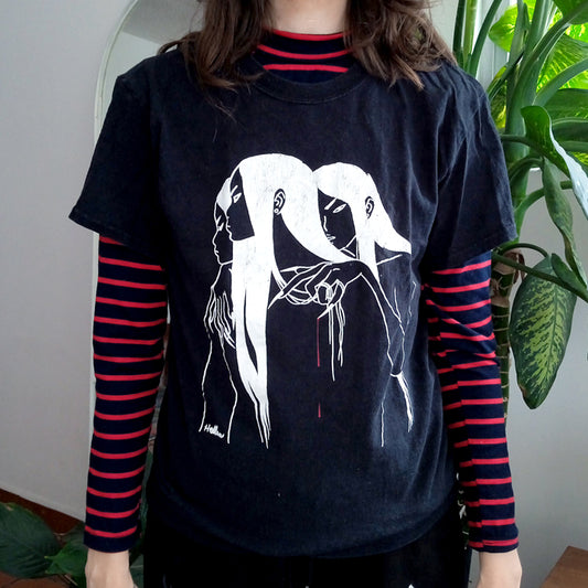 HELLEN JO TSHIRT (SIZE S) ★ CLOSET SALE