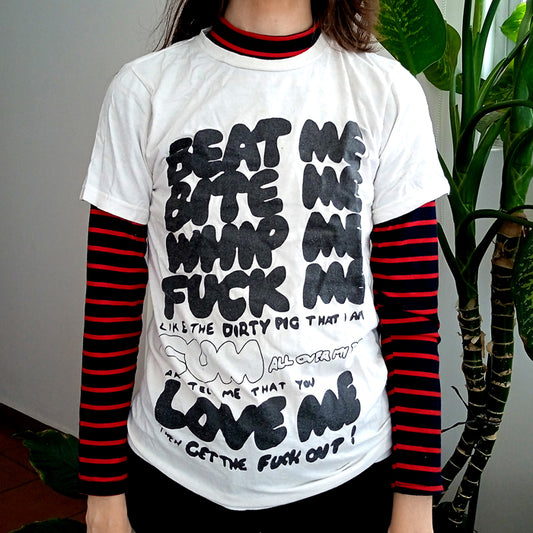 LOVE ME TSHIRT (SIZE S) ★ CLOSET SALE