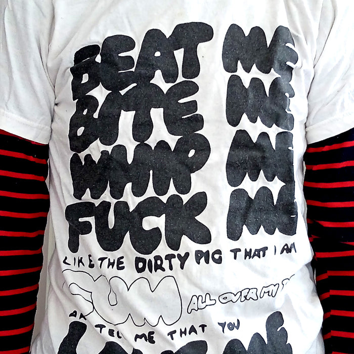 LOVE ME TSHIRT (SIZE S) ★ CLOSET SALE