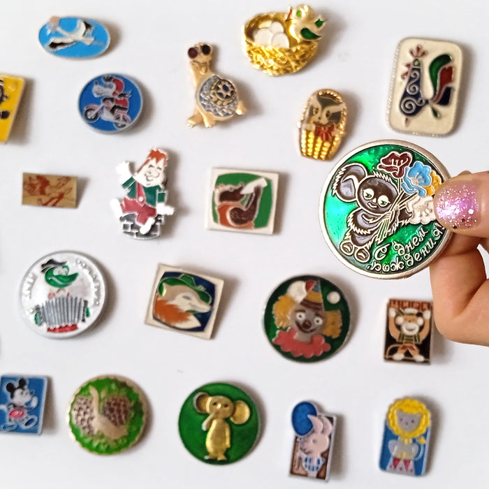 VINTAGE SOVIET PINS