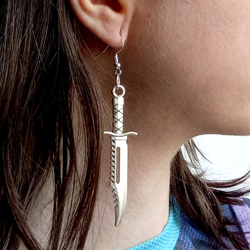 XL KNIFE EARRING