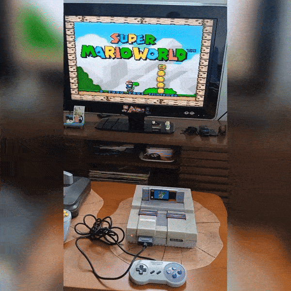 SUPER NINTENDO + 2 CONTROLLERS + 4 GAMES