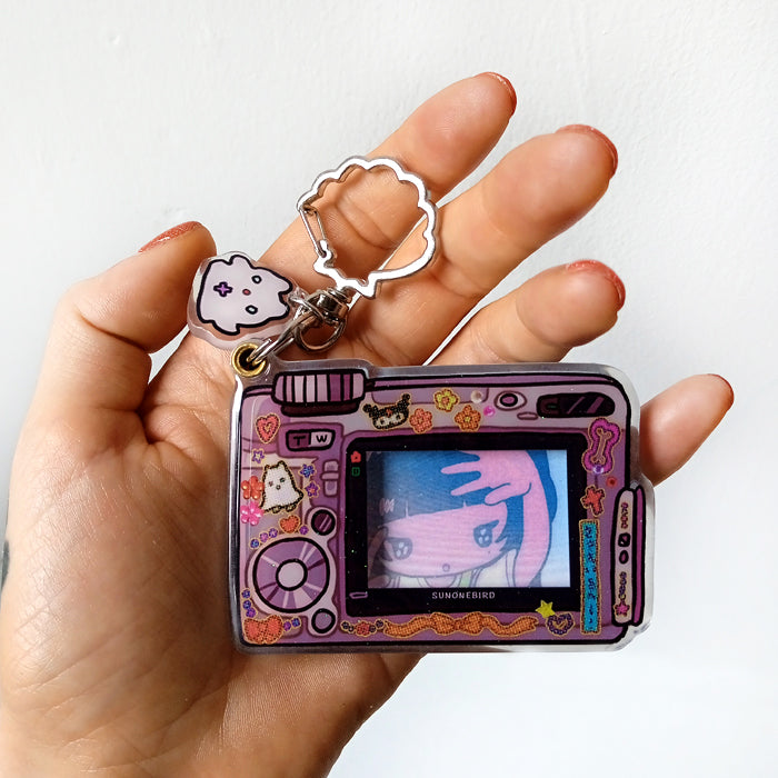 CAMERA PHOTO KEYCHAIN – SUNONEBIRD